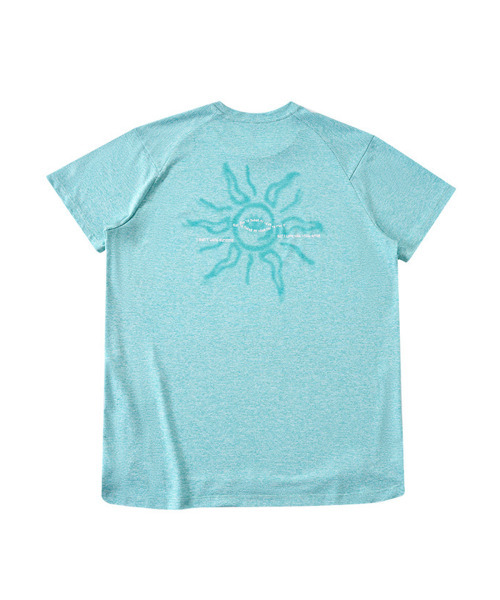 BUTTON SEOUL（ボタンソウル）の「エアライトサングラフィックパフォーマンスショートスリーブ（4 COLORS）（Tシャツ/カットソー・メンズ・ネイビー/グレー/グリーン/バイオレット・MEDIUM/LARGE/X-LARGE）」の5枚目の写真