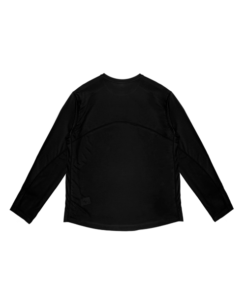 SHELL CORPORATION(シェルコーポレーション)の「ワッチホールウルトラトレイルランニング3M反射長袖Tシャツ - 2カラー(Tシャツ/カットソー・レディース・ブラック/ライトグレー・SMALL/MEDIUM)」の8枚目の写真