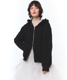 Rosy luce（ロージールーチェ）の「ROSY FRILL LOGO HOODIE（OVERSIZE）（ロージー フリル ロゴ フーディー）（パーカー）」