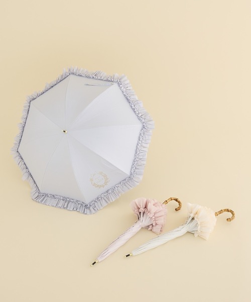 Maison de FLEUR（メゾンドフルール）の「遮光&UV CUT フリル傘（長傘・レディース・グレイッシュブルー/ピンク/アイボリー・FREE）」の4枚目の写真