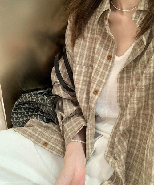 SallyLunn（サリーラン）の「ルーズチェックシャツ（シャツ/ブラウス・レディース・ベージュ/ブルー・LARGE/MEDIUM）」の8枚目の写真