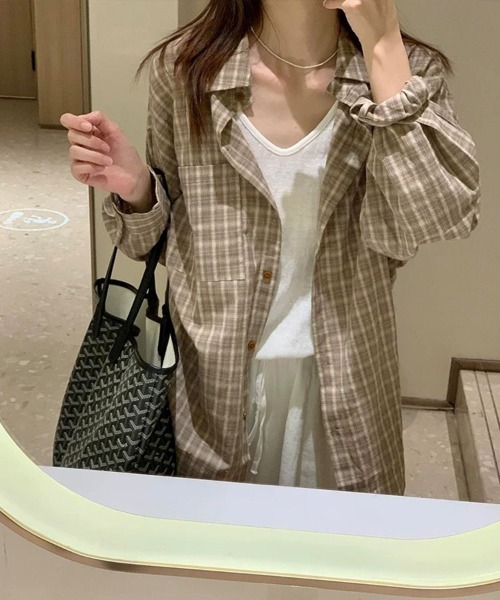 SallyLunn（サリーラン）の「ルーズチェックシャツ（シャツ/ブラウス・レディース・ベージュ/ブルー・LARGE/MEDIUM）」の7枚目の写真