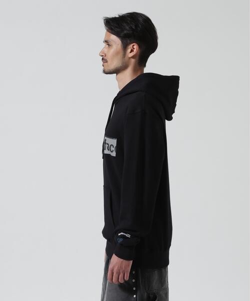 FACETASM(ファセッタズム)の「FACETASM × NEW ERA/ファセッタズム×ニューエラ/Sweat Pullover Logo Hoodie/裏毛スウェット プルオーバーロゴフーディー(パーカー・メンズ・ブラック・M/L/XL)」の8枚目の写真