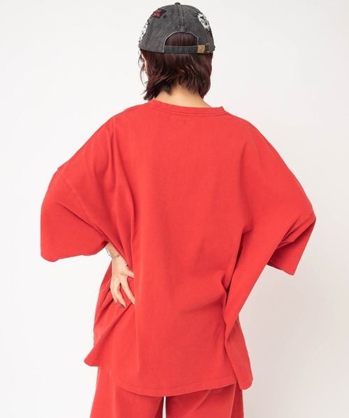 RNA（アールエヌエー）の「M2677 ヘビー天竺BIGT（Tシャツ/カットソー・レディース・レッド/ブラウン/ネイビー・MEDIUM）」の6枚目の写真