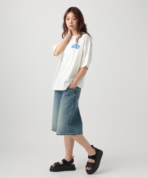 UGG（アグ）の「【UGG(アグ)】GOLDEN GLOW(WOMEN)（サンダル・レディース・ベージュ/ブラック・SMALL/MEDIUM）」の3枚目の写真