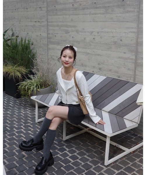 JUMELLE(ジュメロ)の「花柄ジップカーデ(Tシャツ/カットソー・レディース・ホワイト/クリーム・FREE)」の5枚目の写真