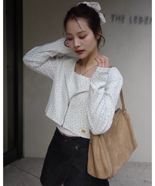 JUMELLE(ジュメロ)の「花柄ジップカーデ(Tシャツ/カットソー・レディース・ホワイト/クリーム・FREE)」の6枚目の写真