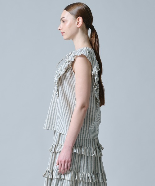 DOUBLE STANDARD CLOTHING(ダブルスタンダードクロージング)の「ストライプフリルブラウス(シャツ/ブラウス・レディース・キナリ・38/36)」の5枚目の写真