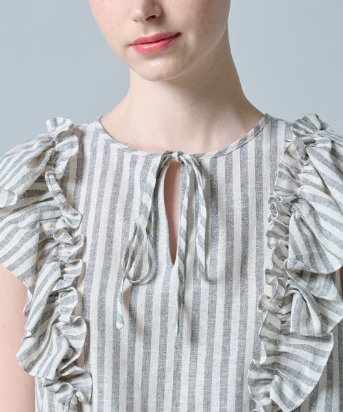 DOUBLE STANDARD CLOTHING(ダブルスタンダードクロージング)の「ストライプフリルブラウス(シャツ/ブラウス・レディース・キナリ・38/36)」の7枚目の写真