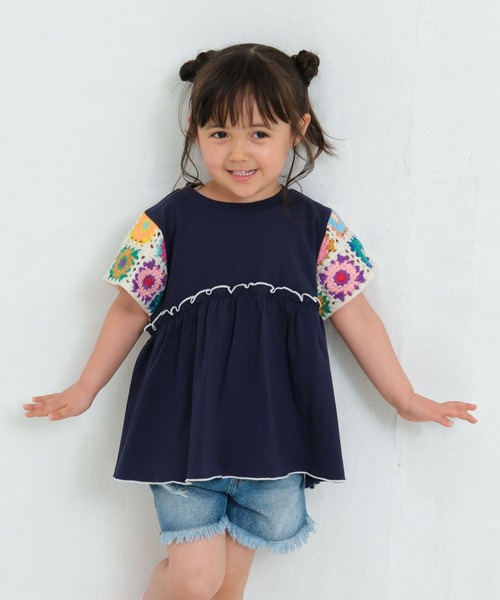 LEPSIM（レプシィム）の「【KIDS】袖クロシェプルオーバーSS　661797（Tシャツ/カットソー・キッズ・ブルー/ナチュラル/チャコールグレー/ネイビー・14/13/12）」の3枚目の写真