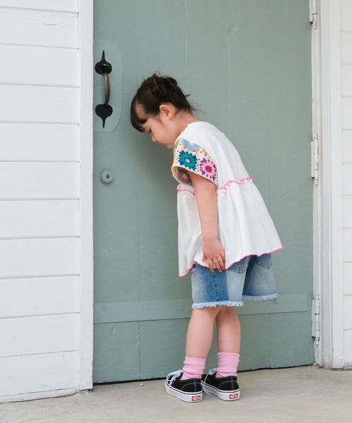 LEPSIM（レプシィム）の「【KIDS】袖クロシェプルオーバーSS　661797（Tシャツ/カットソー・キッズ・ブルー/ナチュラル/チャコールグレー/ネイビー・14/13/12）」の6枚目の写真