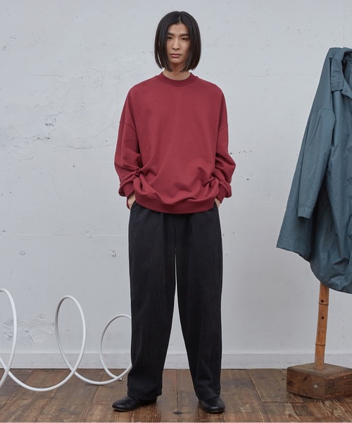 Dulcamara(ドゥルカマラ)の「ワイドSWトレーナー(スウェット・メンズ・ヘザーチャコール/ローズ/ブラック・1/0)」の10枚目の写真