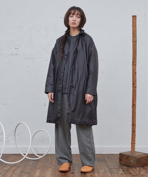 Dulcamara(ドゥルカマラ)の「ワイドSWトレーナー(スウェット・メンズ・ヘザーチャコール/ローズ/ブラック・1/0)」の17枚目の写真
