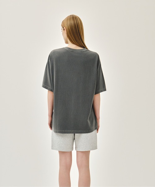 MARITHE + FRANCOIS GIRBAUD(マリテフランソワジルボー)の「OUTLINE CLASSIC LOGO OVERSIZED DYEING TEE(Tシャツ/カットソー・レディース・ライトブルー/チャコール・X-LARGE/LARGE/MEDIUM/SMALL)」の12枚目の写真
