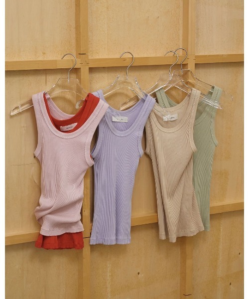 TODAYFUL（トゥデイフル）の「Seamless Rib Tanktop 12610612（タンクトップ・レディース・ライトグリーン/ピンク/レッド/ライトブルー/ベージュ・FREE）」の6枚目の写真