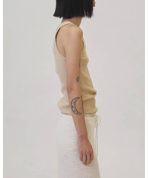 TODAYFUL（トゥデイフル）の「Seamless Rib Tanktop 12610612（タンクトップ・レディース・ライトグリーン/ピンク/レッド/ライトブルー/ベージュ・FREE）」の14枚目の写真