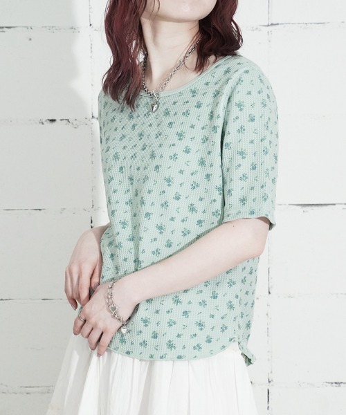 JEMORGAN（ジェーイーモーガン）の「"04"≪JEMORGAN≫パックT ワッフル 花柄 ハーフスリーブ Tシャツ ピグメント染め（Tシャツ/カットソー・レディース・グレー系1/ライトグリーン系1/イエロー系1/ダルブルー系1・FREE）」の2枚目の写真