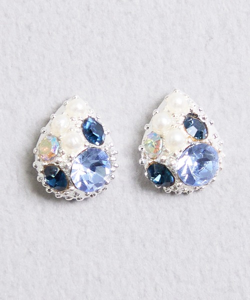 Zoule(ゾーラ)の「Zoule ゾーラ:mini tears bijou ドロップ ビジュー ピアス(ピアス(両耳用)・レディース・ピンク/ゴールド/ブラック/シルバー/ブルー・FREE)」の3枚目の写真