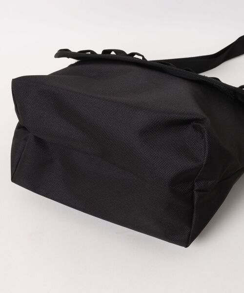 THRASHER(スラッシャー)の「THRASHER FLAP SHOULDER(ショルダーバッグ・メンズ・ブラック系その他2/ブラック系その他・FREE)」の4枚目の写真