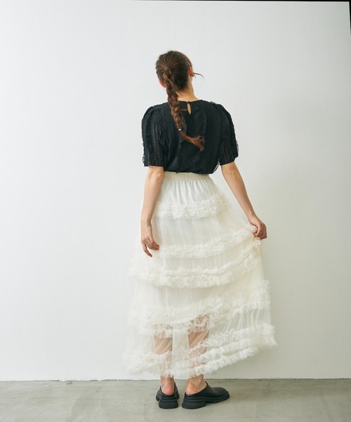 Lunea（ルネア）の「フリルデザインブラウス / frill design volume blouse（シャツ/ブラウス・レディース・アイボリー/ブラック・FREE）」の16枚目の写真