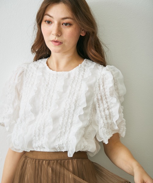 Lunea（ルネア）の「フリルデザインブラウス / frill design volume blouse（シャツ/ブラウス・レディース・アイボリー/ブラック・FREE）」の19枚目の写真