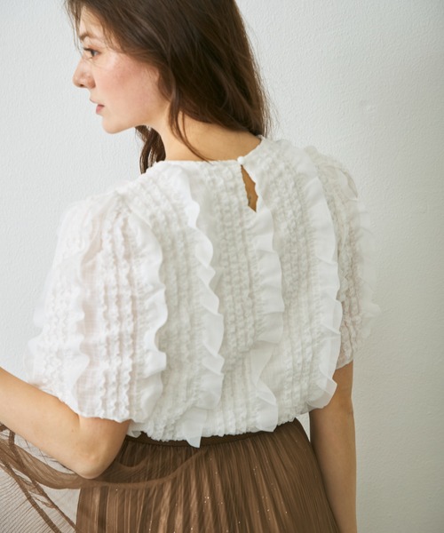 Lunea（ルネア）の「フリルデザインブラウス / frill design volume blouse（シャツ/ブラウス・レディース・アイボリー/ブラック・FREE）」の22枚目の写真