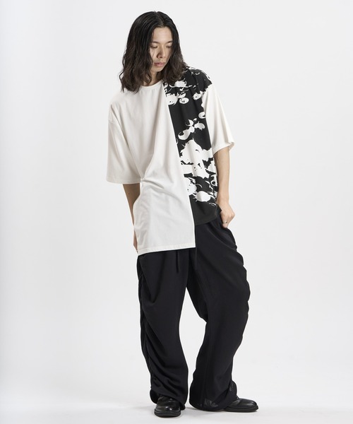 NO ID.(ノーアイディ)の「【NO ID.】Asymmetry Print T-Shirt / アシンメトリー プリント Tシャツ(Tシャツ/カットソー・メンズ・ブラック/ホワイト・ONE SIZE)」の8枚目の写真