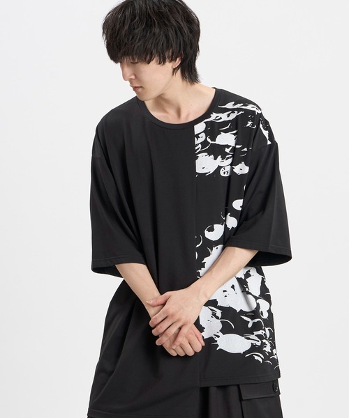 NO ID.(ノーアイディ)の「【NO ID.】Asymmetry Print T-Shirt / アシンメトリー プリント Tシャツ(Tシャツ/カットソー・メンズ・ブラック/ホワイト・ONE SIZE)」の5枚目の写真