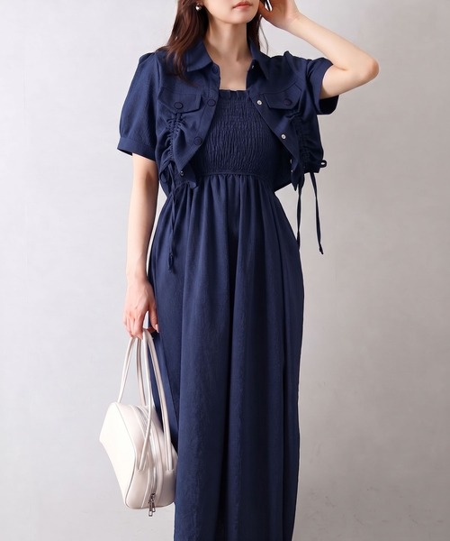 SpRay(スプレイ)の「【セットアップ/着回し抜群】シャーリングジャケットxキャミワンピース(ワンピース・レディース・ブラック/チャコールグレー/ベージュ/ネイビー/ブラウン/ダークカーキ・FREE)」の6枚目の写真