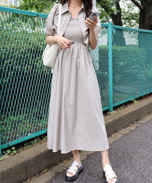 SpRay(スプレイ)の「【セットアップ/着回し抜群】シャーリングジャケットxキャミワンピース(ワンピース・レディース・ブラック/チャコールグレー/ベージュ/ネイビー/ブラウン/ダークカーキ・FREE)」の8枚目の写真