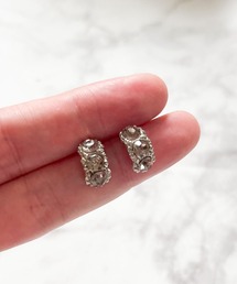YU-KA:トリプルビジュースタッズミニピアス Triple bijou Stud Mini Earrings