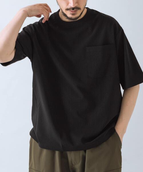 ITEMS URBANRESEARCH（アイテムズ アーバンリサーチ）の「『接触冷感/吸水速乾』クールタッチクレープジョーゼットTシャツ（Tシャツ/カットソー・メンズ・ブラック/チャコールグレー/グレー系その他/ベージュ・MEDIUM/LARGE）」の6枚目の写真