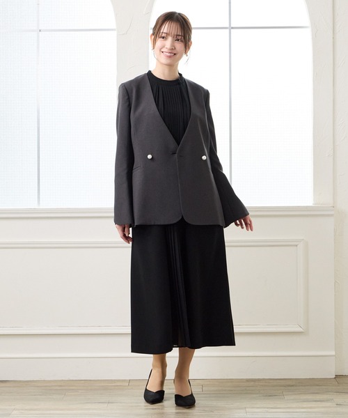 AIMER(エメ)の「【喪服・礼服・WEB限定】マシンウォッシャブル フロントプリーツ前開きテントラインブラックフォーマルワンピース(ワンピース・レディース・ブラック・SMALL/MEDIUM/LARGE)」の17枚目の写真