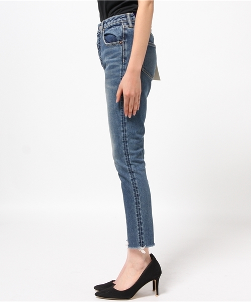 SLY（スライ）の「【otonaMUSE5月号掲載】CENTLE JW ANKLE SLIM-B（デニムパンツ・レディース・ブルー・26inch/27inch/24inch/23inch/25inch）」の3枚目の写真