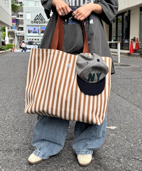 GEVACO（ゲバコ）の「【GEVACO/ゲバコ】ストライプ柄キャンバスバッグ（トートバッグ・レディース・キャメル/グリーン/ネイビー・ONE SIZE）」の13枚目の写真