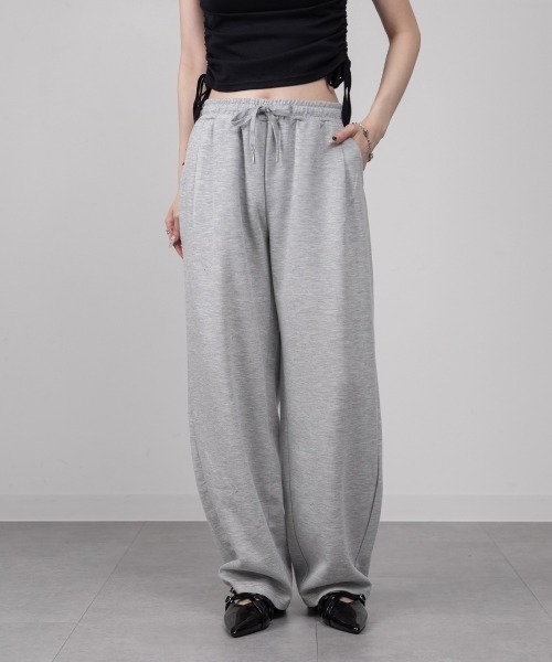 mellomela.（メロメラ）の「タック入りバレルパンツ（スウェットパンツ・レディース・杢グレー/ブラック・M）」の19枚目の写真