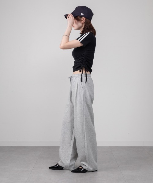 mellomela.（メロメラ）の「タック入りバレルパンツ（スウェットパンツ・レディース・杢グレー/ブラック・M）」の5枚目の写真