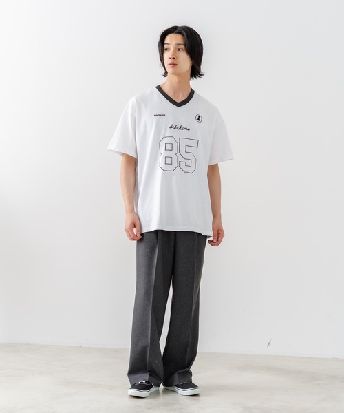 brknhome(ブロークンホーム)の「【BRKNHOME/ブロークンホーム】×【ZERO STAIN/ゼロステイン】【ホッケー風デザイン】コラボTシャツ 汗染み防止 ワンポイント オーバーサイズ(Tシャツ/カットソー・メンズ・ホワイト/チャコールグレー・MEDIUM/LARGE)」の7枚目の写真