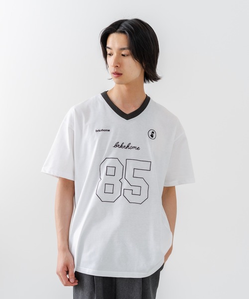 brknhome(ブロークンホーム)の「【BRKNHOME/ブロークンホーム】×【ZERO STAIN/ゼロステイン】【ホッケー風デザイン】コラボTシャツ 汗染み防止 ワンポイント オーバーサイズ(Tシャツ/カットソー・メンズ・ホワイト/チャコールグレー・MEDIUM/LARGE)」の9枚目の写真