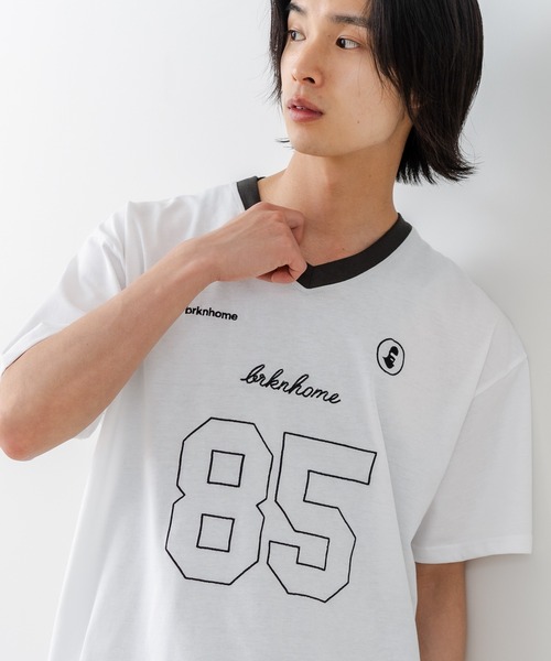 brknhome(ブロークンホーム)の「【BRKNHOME/ブロークンホーム】×【ZERO STAIN/ゼロステイン】【ホッケー風デザイン】コラボTシャツ 汗染み防止 ワンポイント オーバーサイズ(Tシャツ/カットソー・メンズ・ホワイト/チャコールグレー・MEDIUM/LARGE)」の21枚目の写真