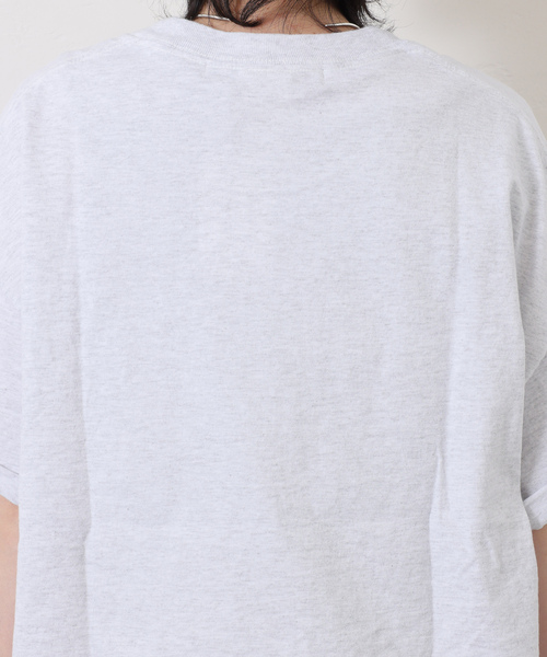 JOURNAL STANDARD LUXE(ジャーナルスタンダード ラックス)の「《追加2》Kalina's T(Tシャツ/カットソー・レディース・ホワイト/ライトグレー/バーガンディー・FREE)」の13枚目の写真