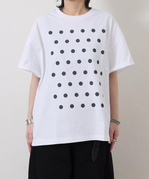 JOURNAL STANDARD LUXE(ジャーナルスタンダード ラックス)の「《追加2》Kalina's T(Tシャツ/カットソー・レディース・ホワイト/ライトグレー/バーガンディー・FREE)」の6枚目の写真