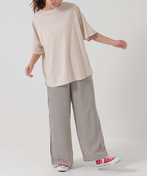 HEART MARKET(ハートマーケット)の「ヘムテールバックボタンチュニック(Tシャツ/カットソー・レディース・ナチュラル/ブラック系/ブラック/イエロー/チャコール/グリーン・FREE)」の13枚目の写真