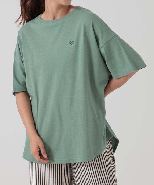 HEART MARKET(ハートマーケット)の「ヘムテールバックボタンチュニック(Tシャツ/カットソー・レディース・ナチュラル/ブラック系/ブラック/イエロー/チャコール/グリーン・FREE)」の22枚目の写真