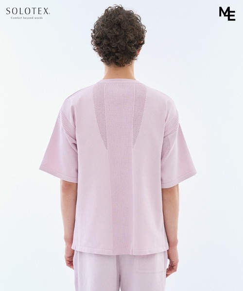 ESTNATION(エストネーション)の「MINOTAUR INST. FOR ESTNATION / WASHI+SOLOTEX ShortSleeve ZipPolo(ニット/セーター・メンズ・ブラック/ライラック/ライトグレー・LARGE/MEDIUM)」の5枚目の写真