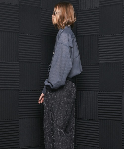 MAISON SPECIAL(メゾンスペシャル)の「《UNISEX》T/W Sheer Stripe Prime-Over Half-Zip Pullover Shirt/T/Wシアーストライププライムオーバーハーフジッププルオーバーシャツ【MAISON SPECIAL/メゾンスペシャル】(シャツ/ブラウス・メンズ・ブラック/グレー・2/1/0)」の7枚目の写真