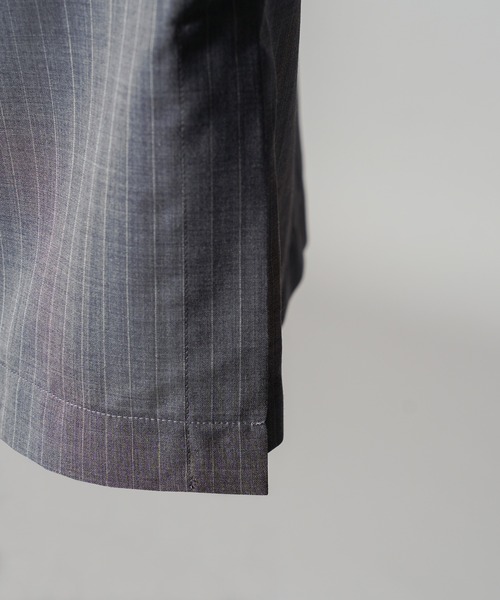 MAISON SPECIAL(メゾンスペシャル)の「《UNISEX》T/W Sheer Stripe Prime-Over Half-Zip Pullover Shirt/T/Wシアーストライププライムオーバーハーフジッププルオーバーシャツ【MAISON SPECIAL/メゾンスペシャル】(シャツ/ブラウス・メンズ・ブラック/グレー・2/1/0)」の13枚目の写真