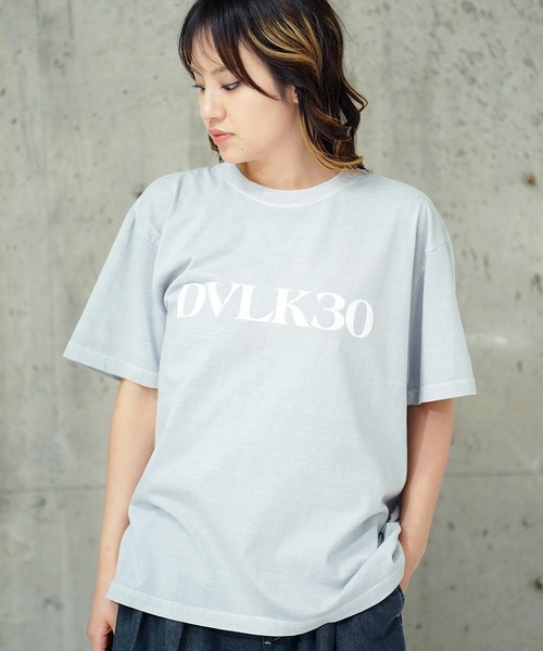 DEVILOCK(デビロック)の「DEVILOCK Pigment Dyed Heavy T-Shirt(Tシャツ/カットソー・メンズ・グレー/パープル/ブラック・MEDIUM/X-LARGE/LARGE)」の2枚目の写真
