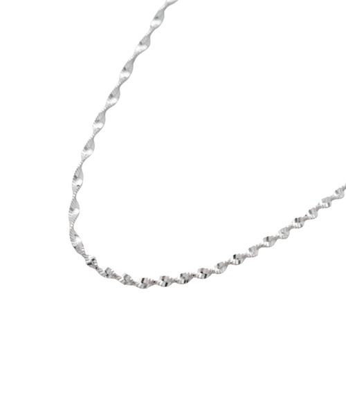 YArKA（ヤーカ）の「【YArKA/ヤーカ】helix chain narrow necklace [TOLN50] / 螺旋フラットチェーン細ネックレス（ネックレス・メンズ・シルバー・FREE）」の3枚目の写真