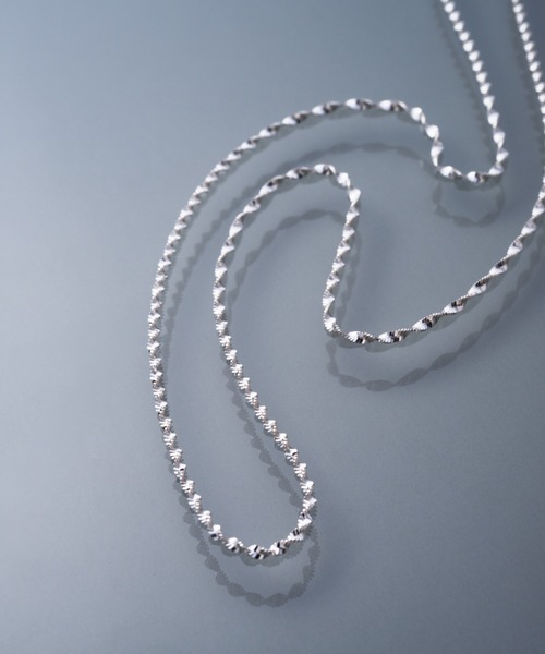 YArKA（ヤーカ）の「【YArKA/ヤーカ】helix chain narrow necklace [TOLN50] / 螺旋フラットチェーン細ネックレス（ネックレス・メンズ・シルバー・FREE）」の7枚目の写真